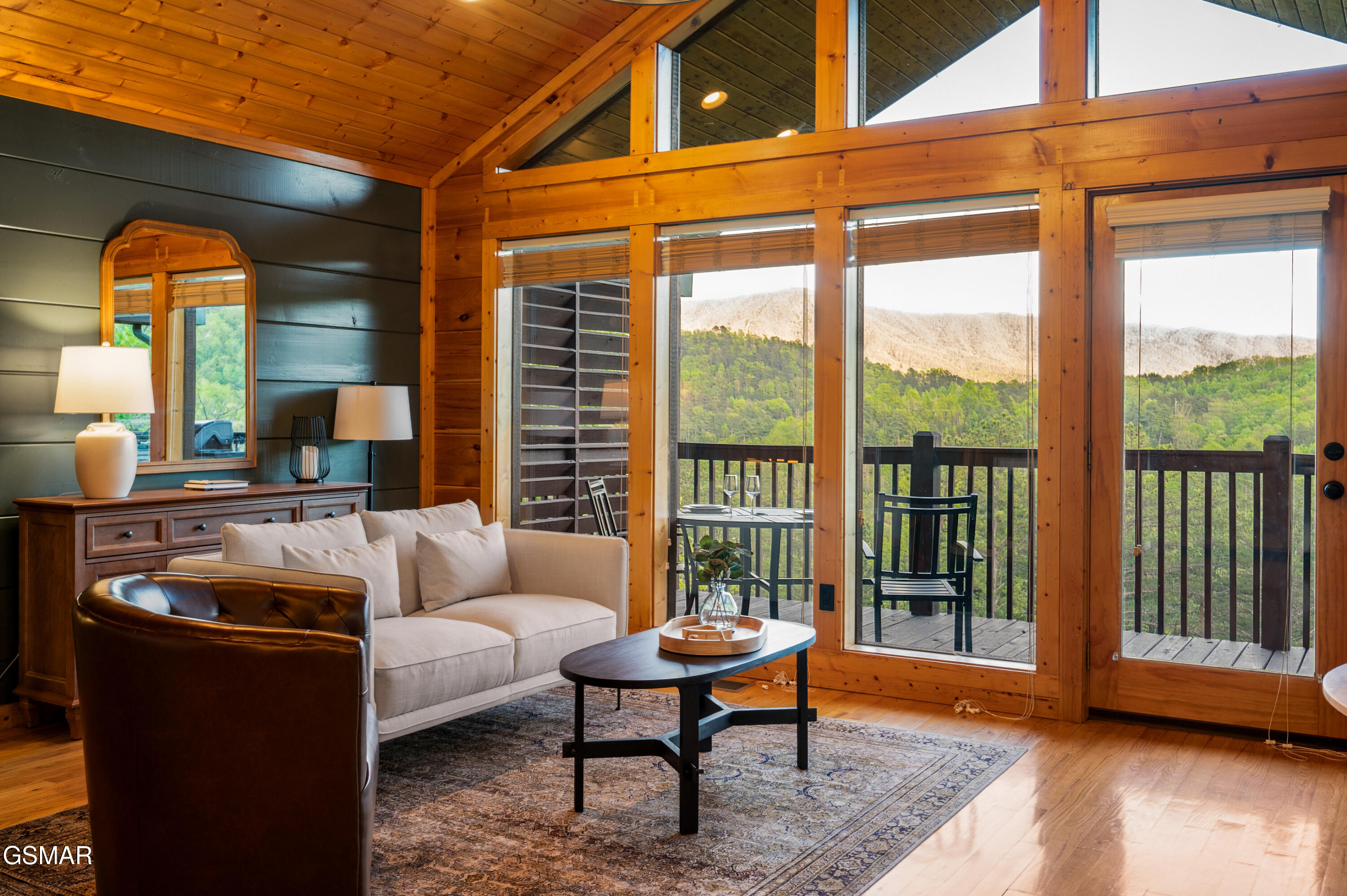 2633 Raccoon Hollow Way Sevierville TN 37862