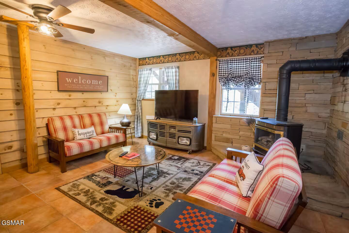 676 Rocky Flats Road Cosby TN 37722