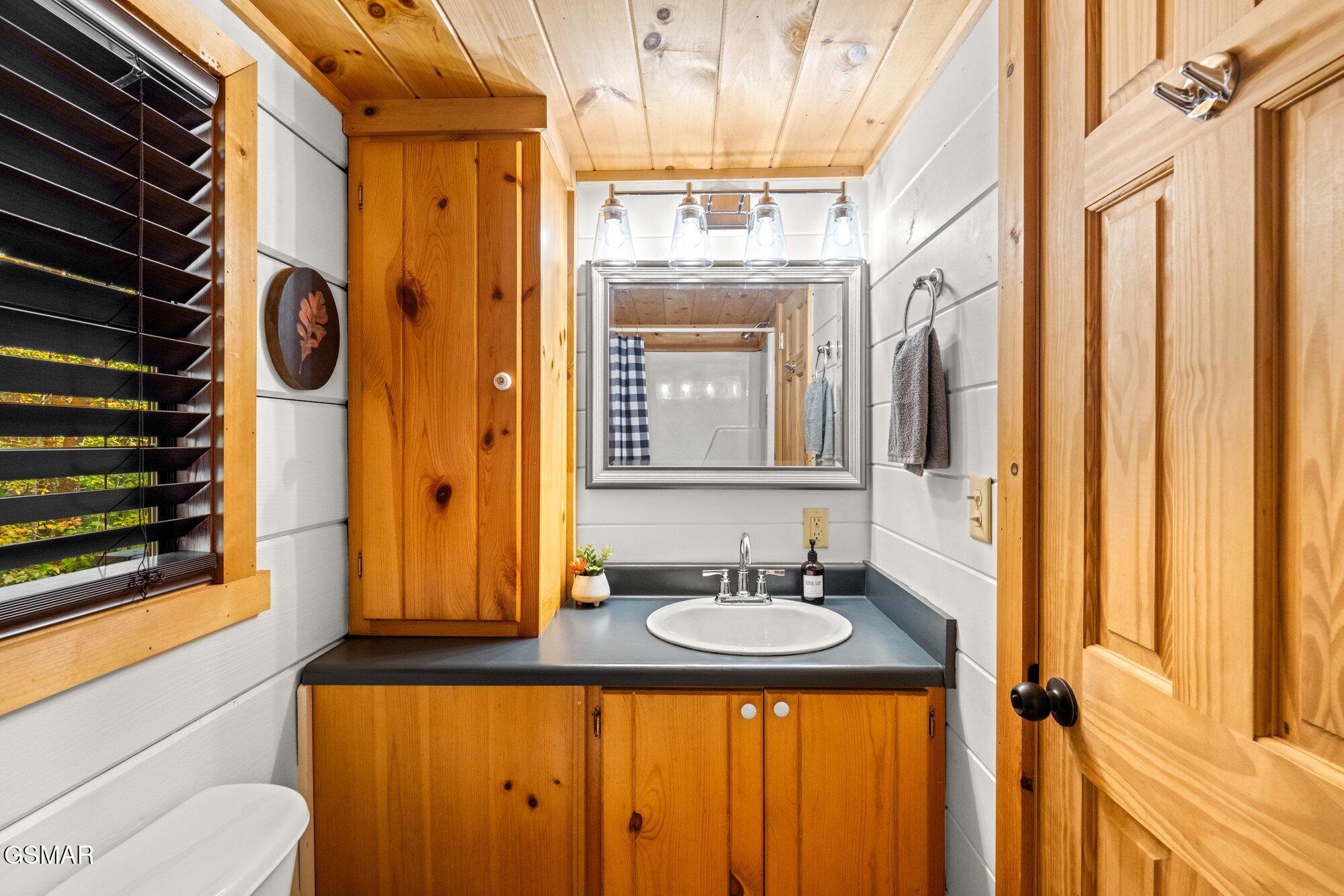 1107 Ridgefield Drive Sevierville TN 37876