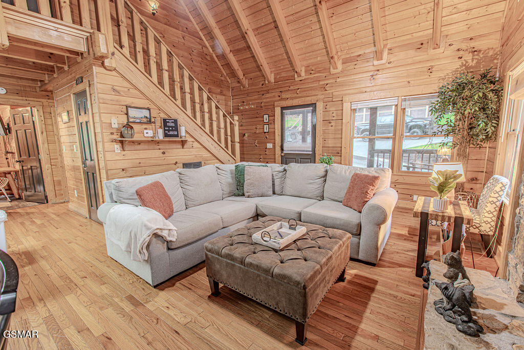 709 Golden Eagle Way Pigeon Forge TN 37863