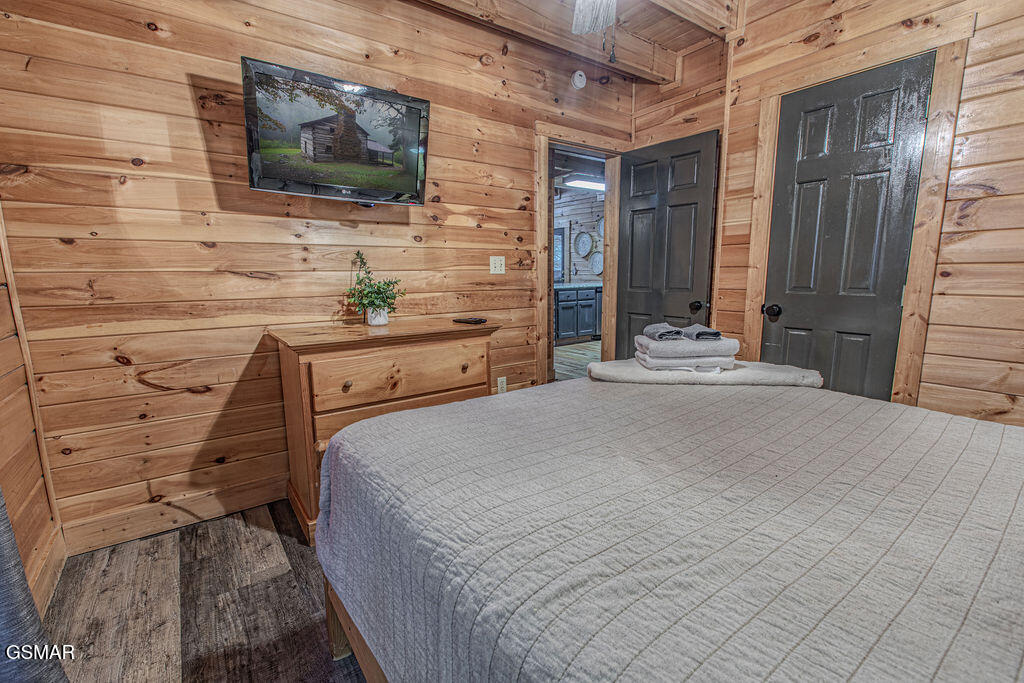 709 Golden Eagle Way Pigeon Forge TN 37863