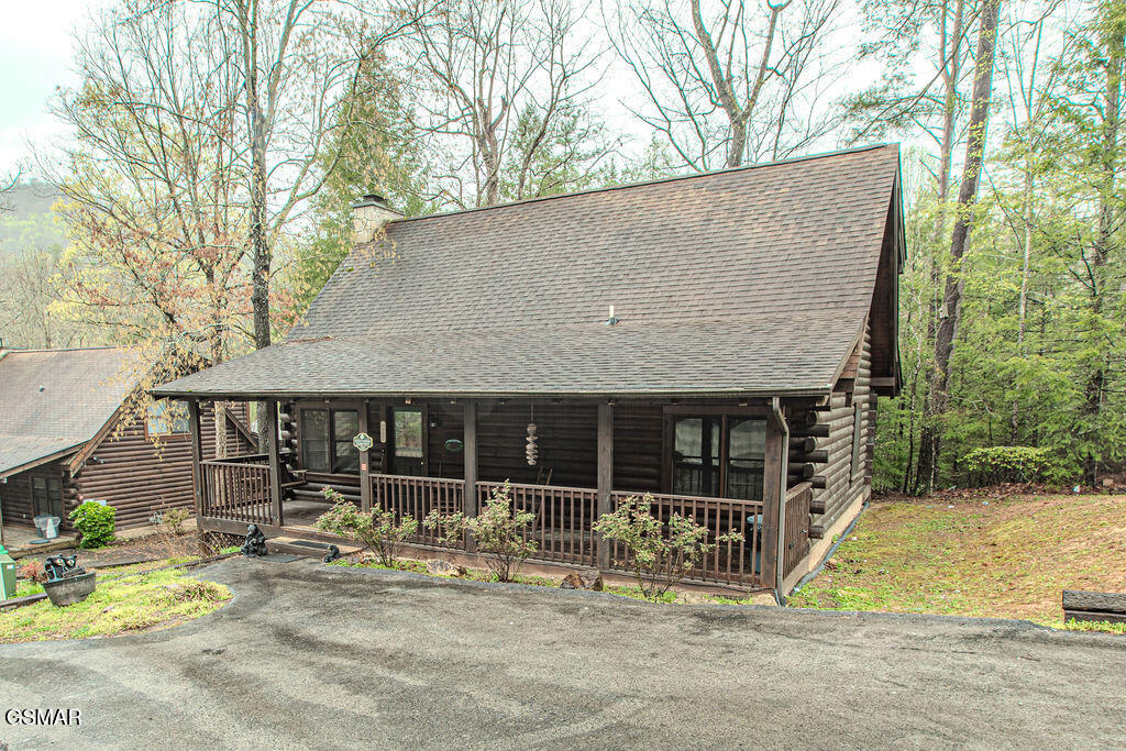 709 Golden Eagle Way Pigeon Forge TN 37863