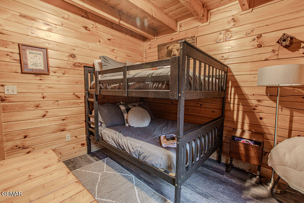 709 Golden Eagle Way Pigeon Forge TN 37863