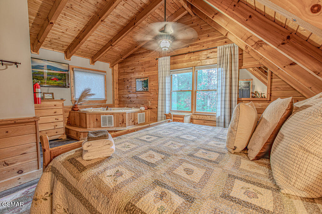 709 Golden Eagle Way Pigeon Forge TN 37863