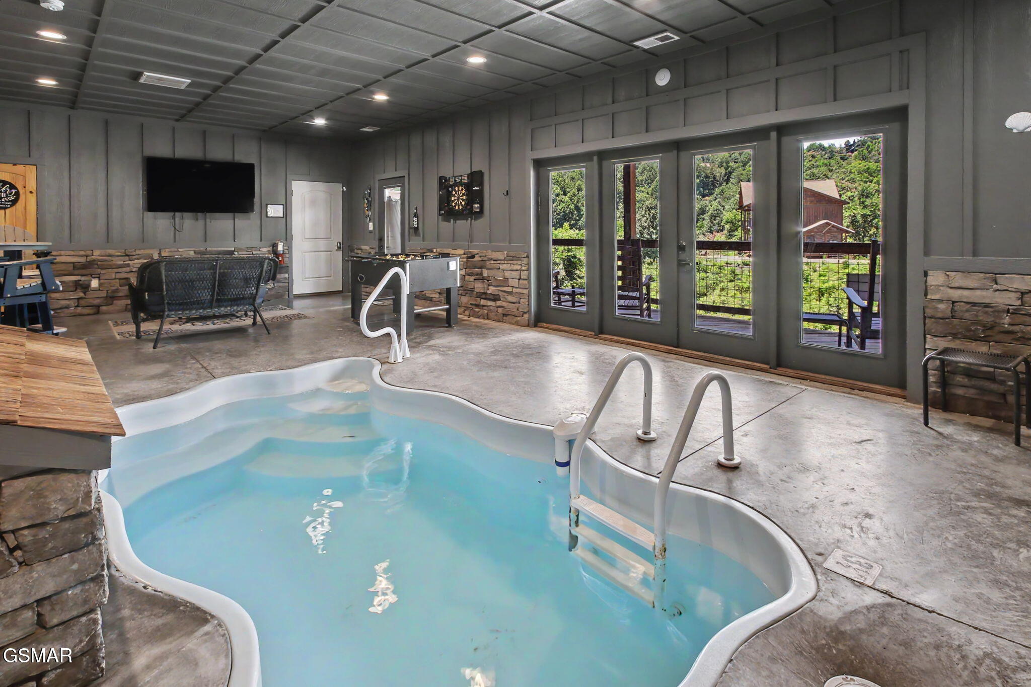 4465 Shangrila Way Sevierville TN 37876