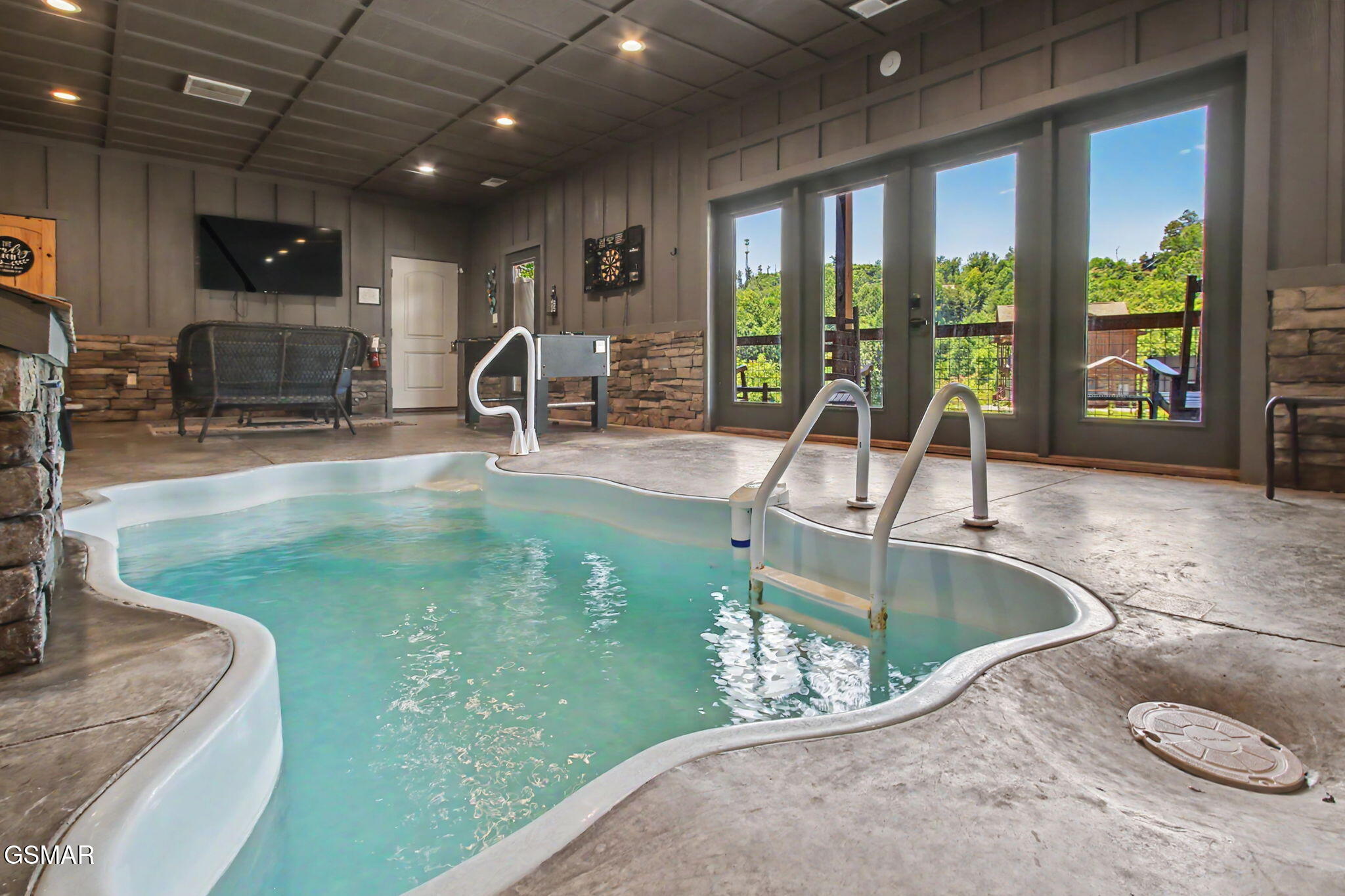 4465 Shangrila Way Sevierville TN 37876