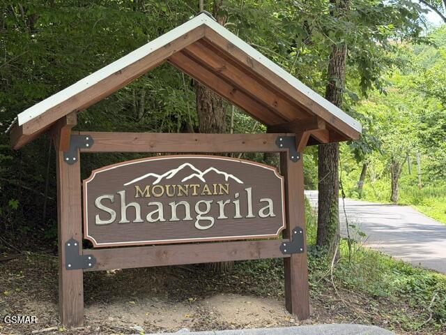 4465 Shangrila Way Sevierville TN 37876