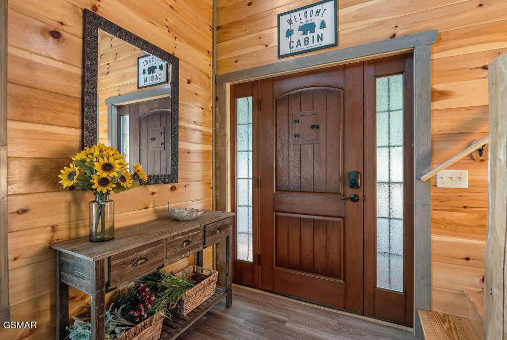 1009 Silver Poplar Lane Sevierville TN 37876
