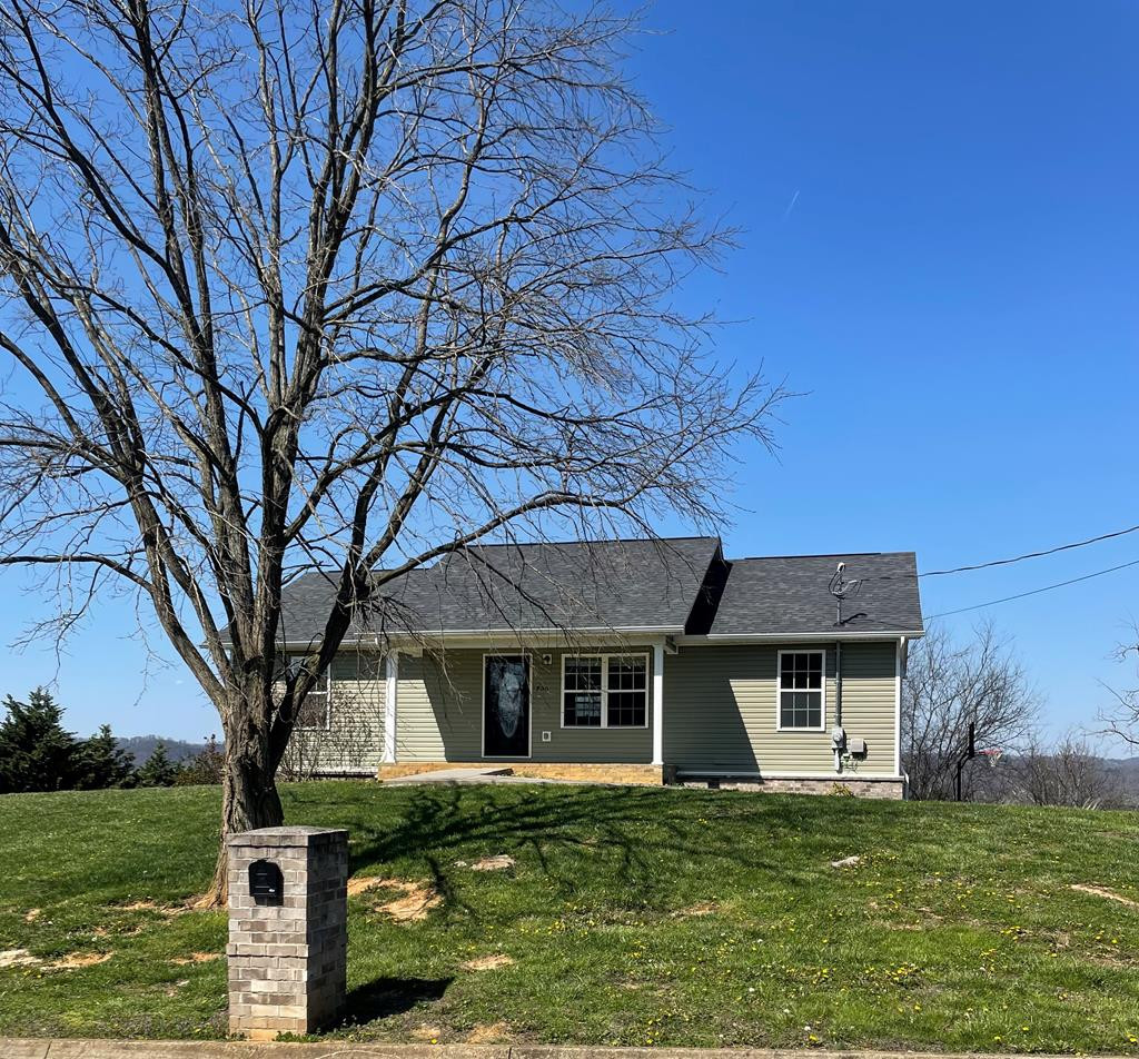 700 Privet Drive Dandridge TN 37725