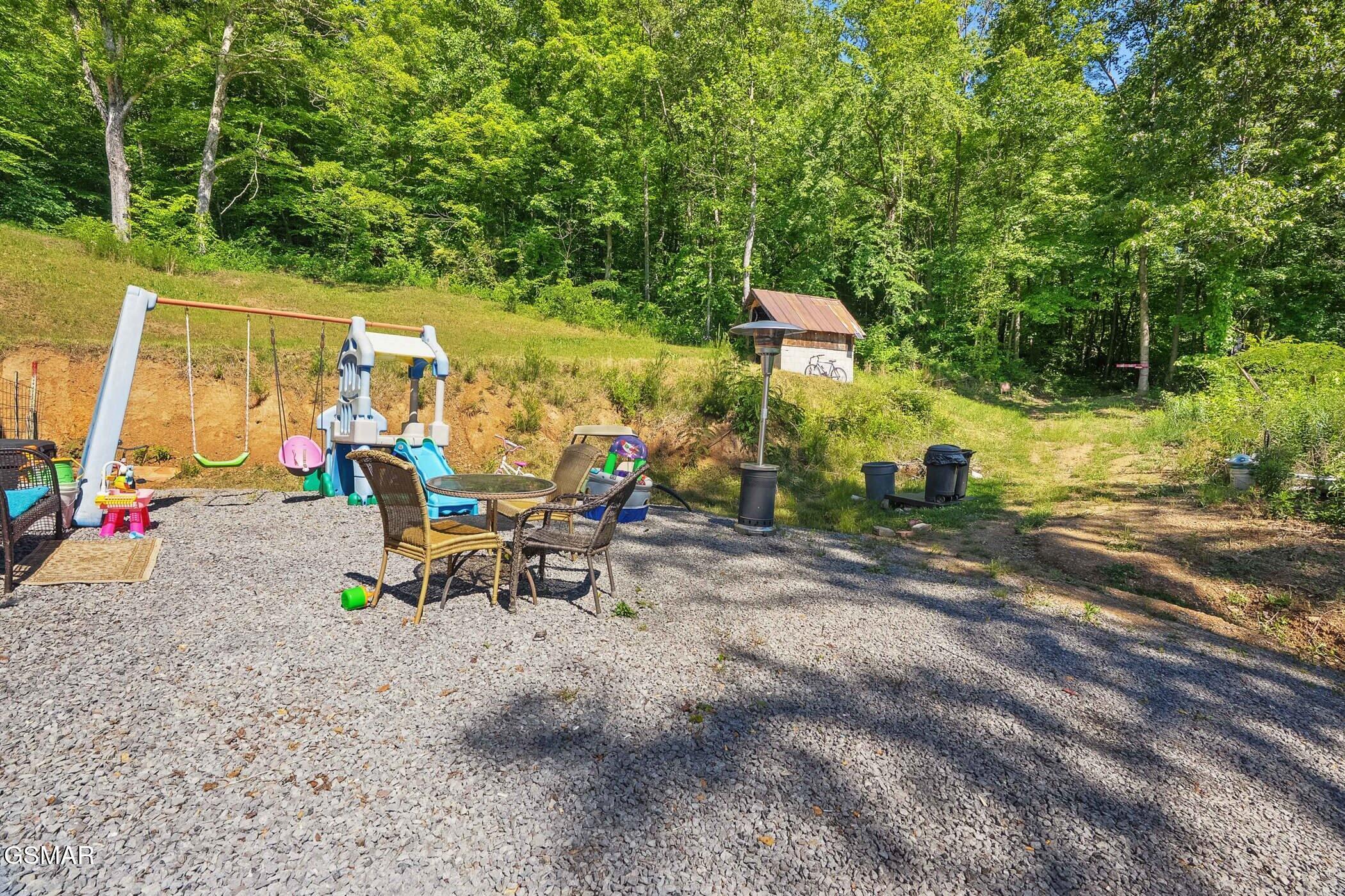 1209 E Bullrun Valley Powell TN 37849
