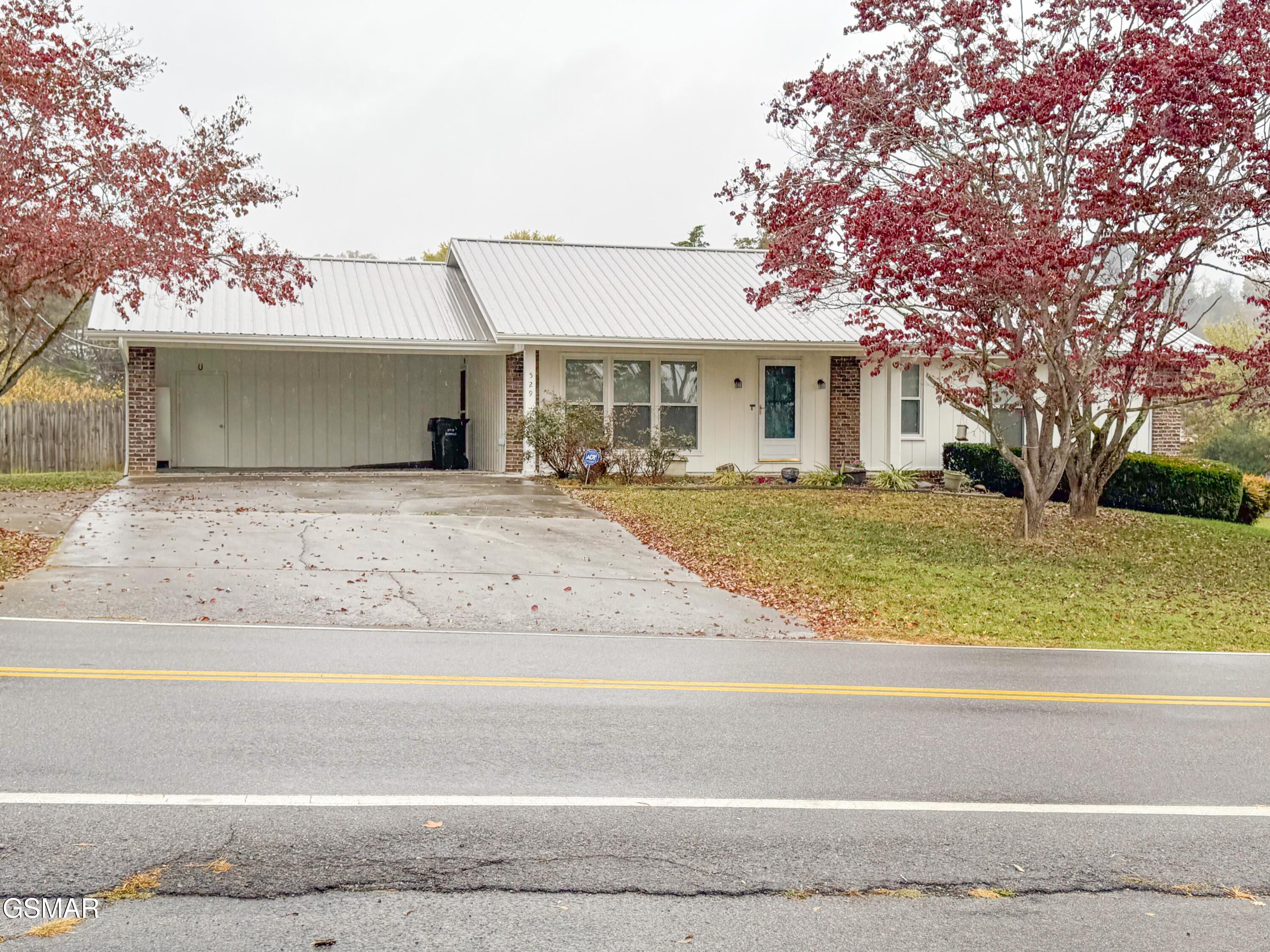 529 Hardin Lane Sevierville TN 37862