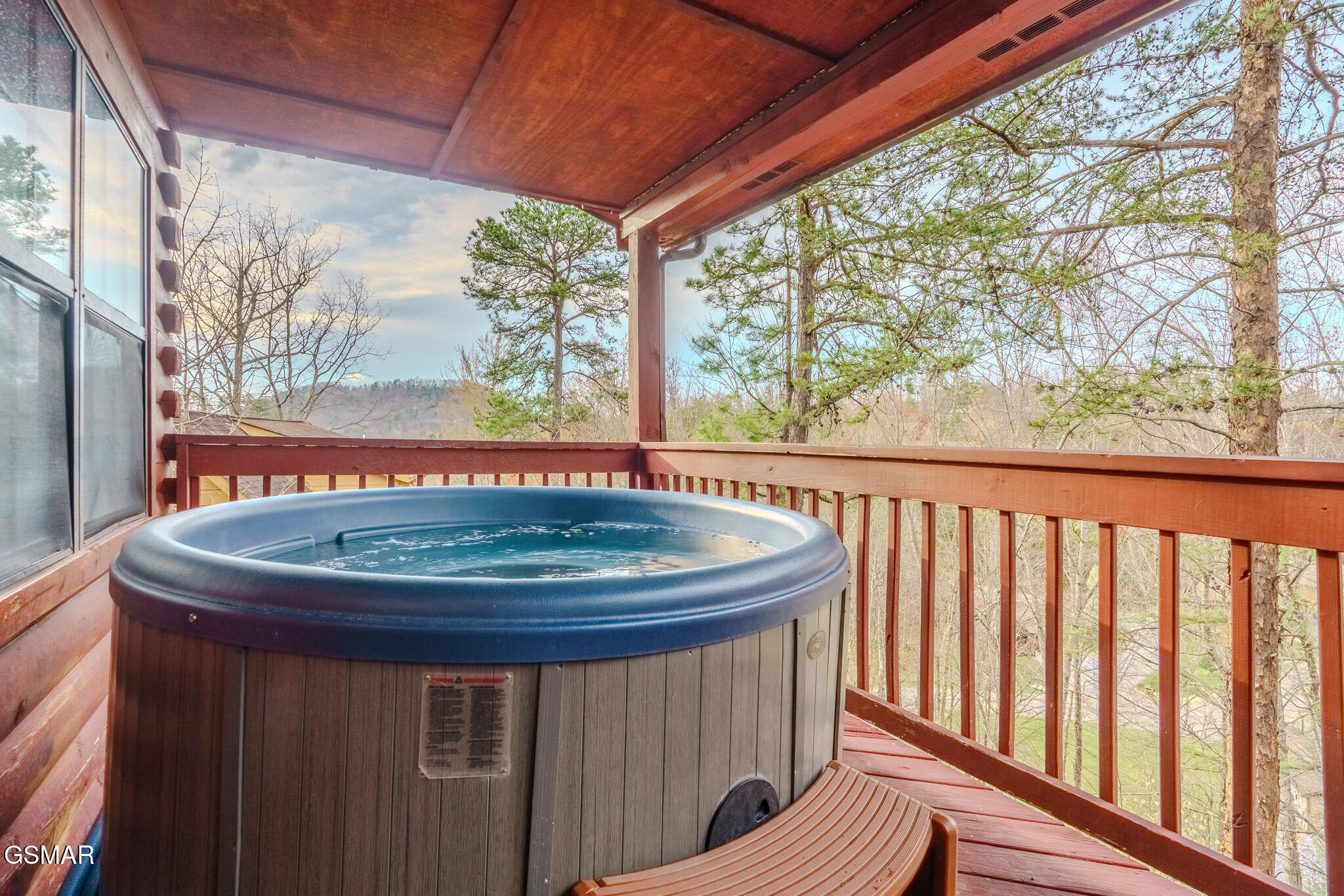 1643 Raccoon Den Way Sevierville TN 37862