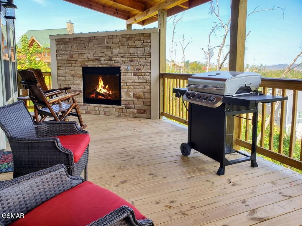 605 Wiley Oakley Drive Gatlinburg TN 37738