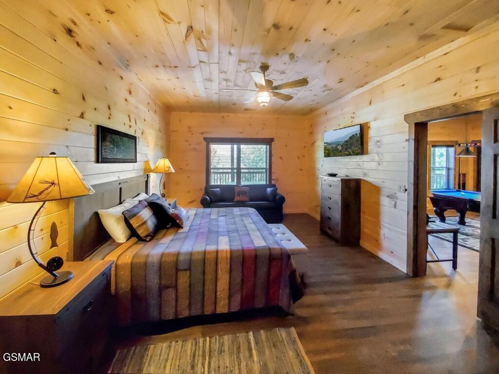 605 Wiley Oakley Drive Gatlinburg TN 37738