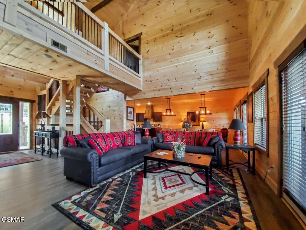 605 Wiley Oakley Drive Gatlinburg TN 37738