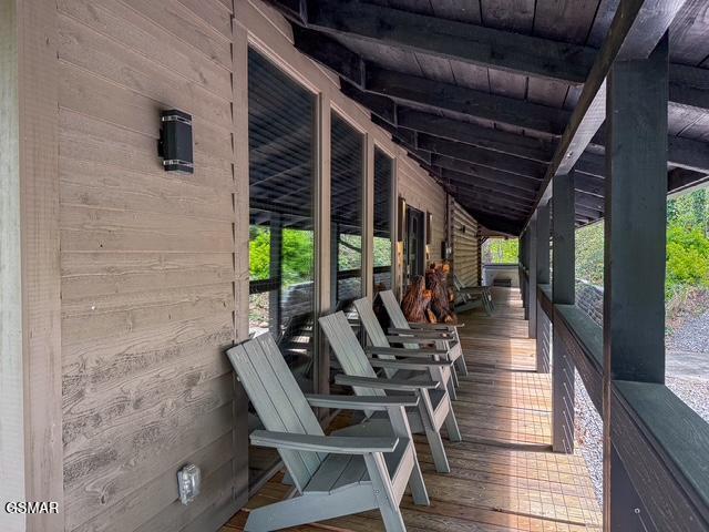 1421 Silver Poplar Lane Sevierville TN 37876