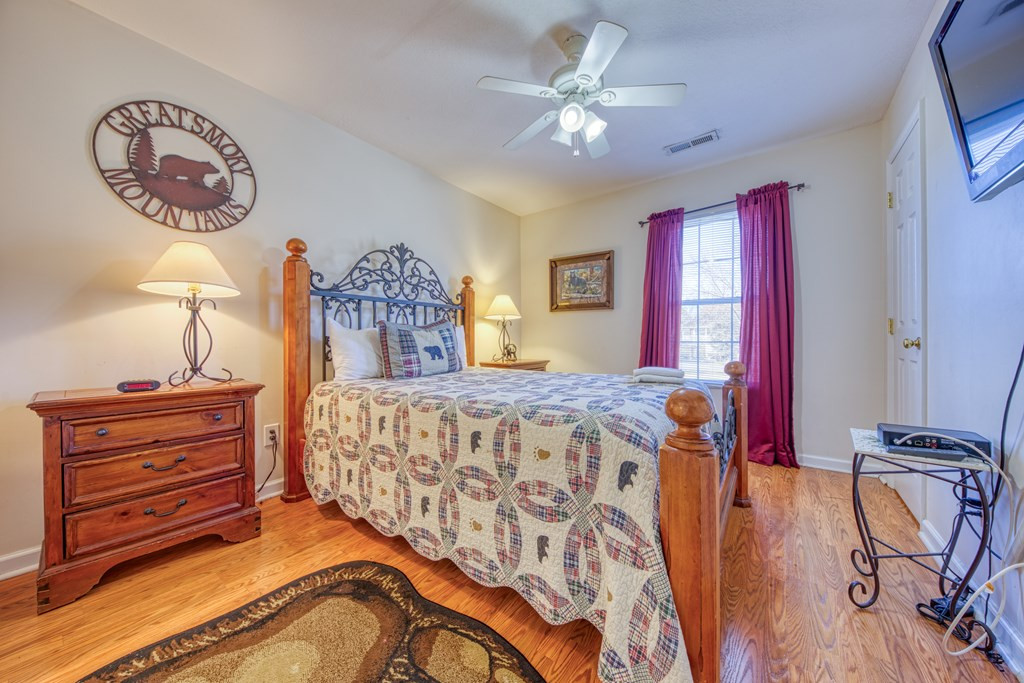 751 Plantation Drive Pigeon Forge TN 37863