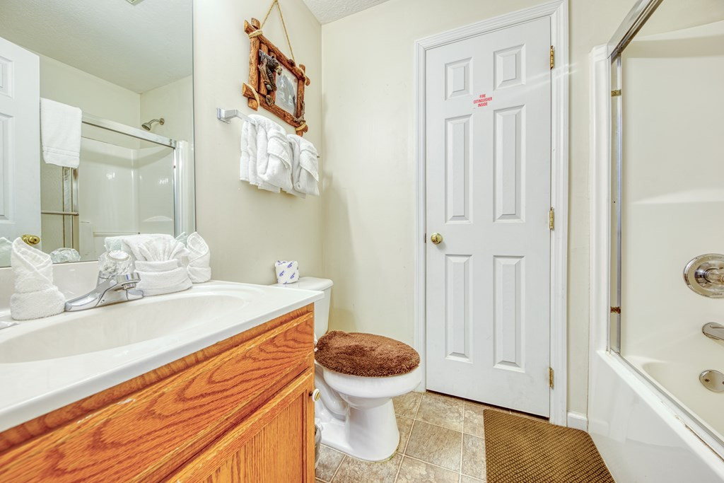 751 Plantation Drive Pigeon Forge TN 37863