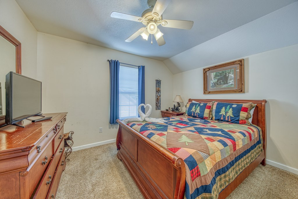 751 Plantation Drive Pigeon Forge TN 37863