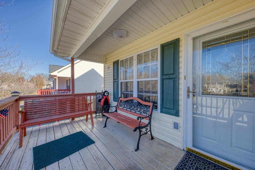 751 Plantation Drive Pigeon Forge TN 37863