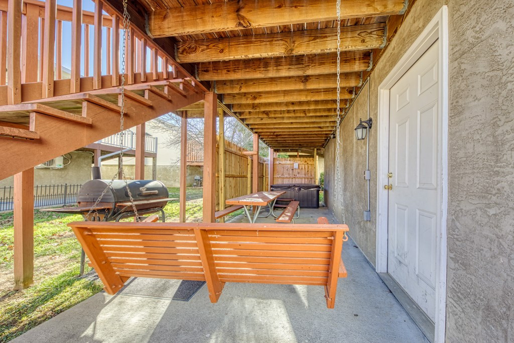 751 Plantation Drive Pigeon Forge TN 37863