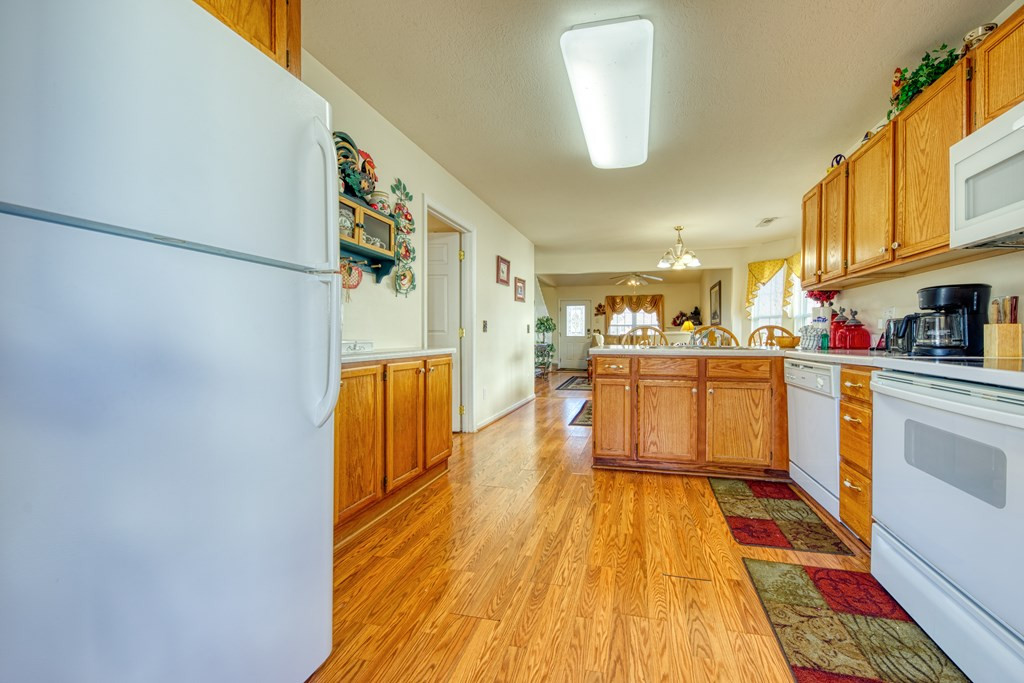 751 Plantation Drive Pigeon Forge TN 37863