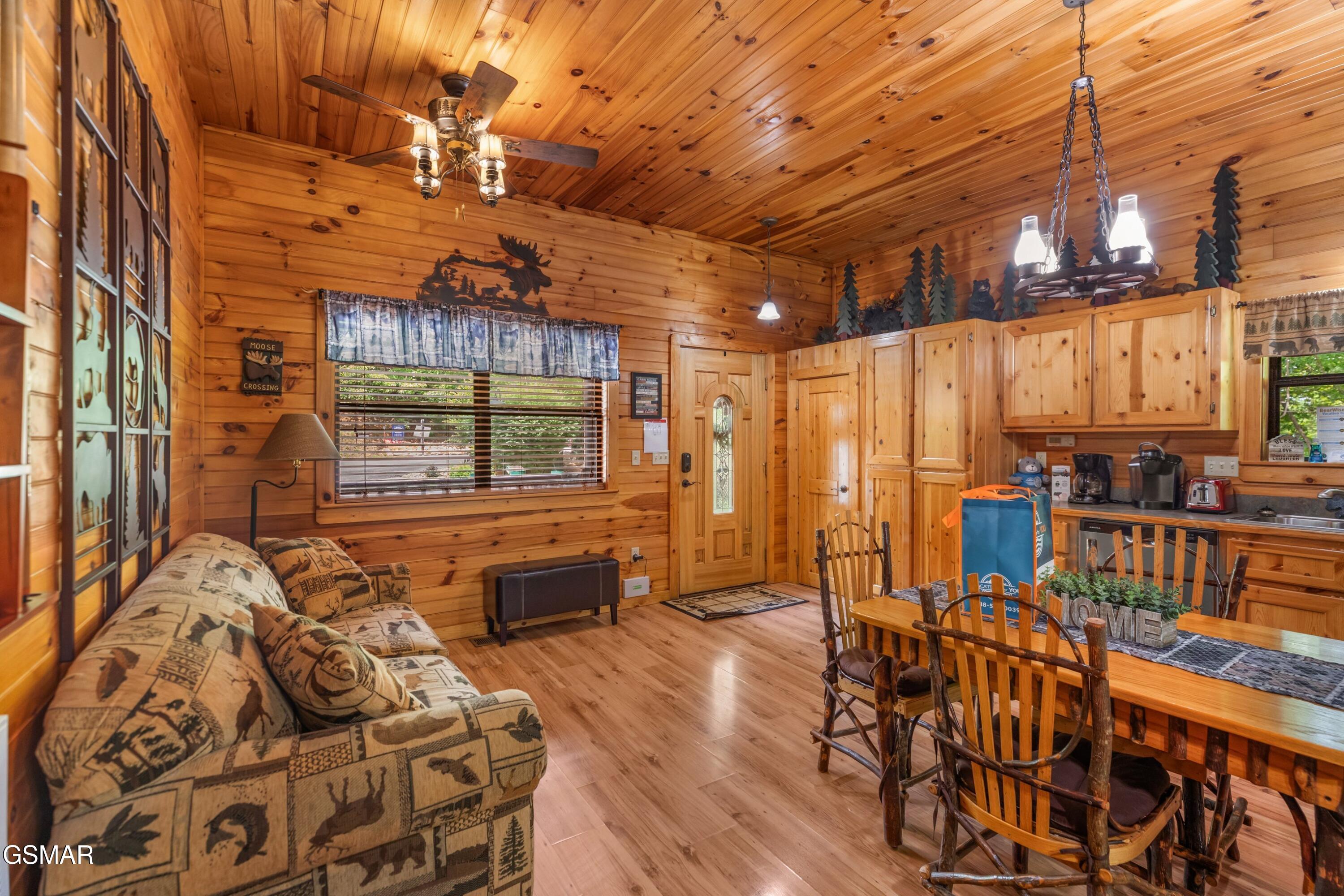 1820 Skyhawk Sevierville TN 37876