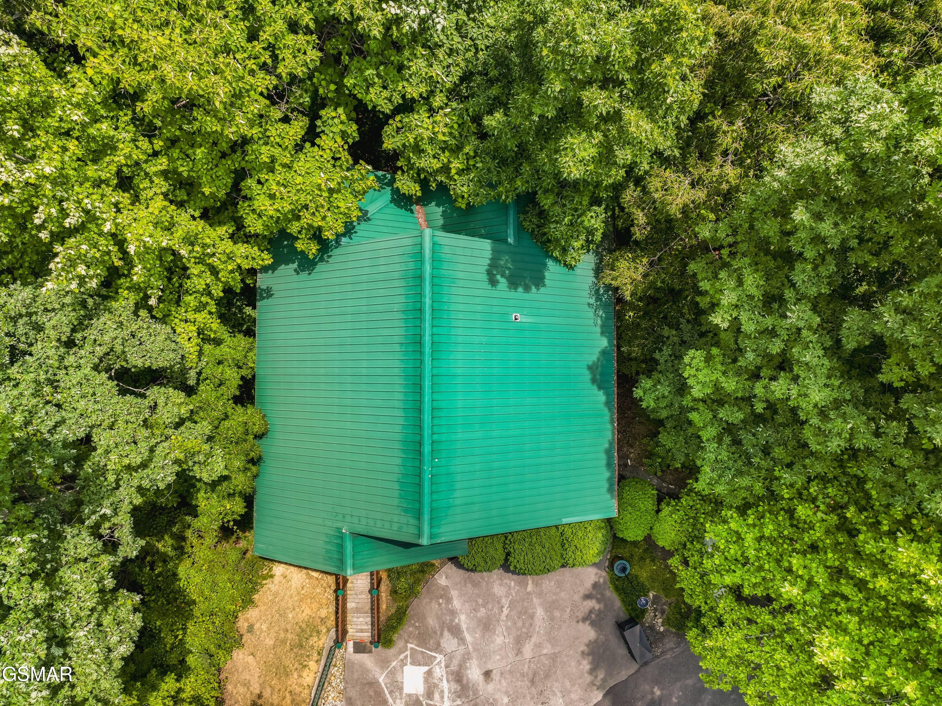 1820 Skyhawk Sevierville TN 37876