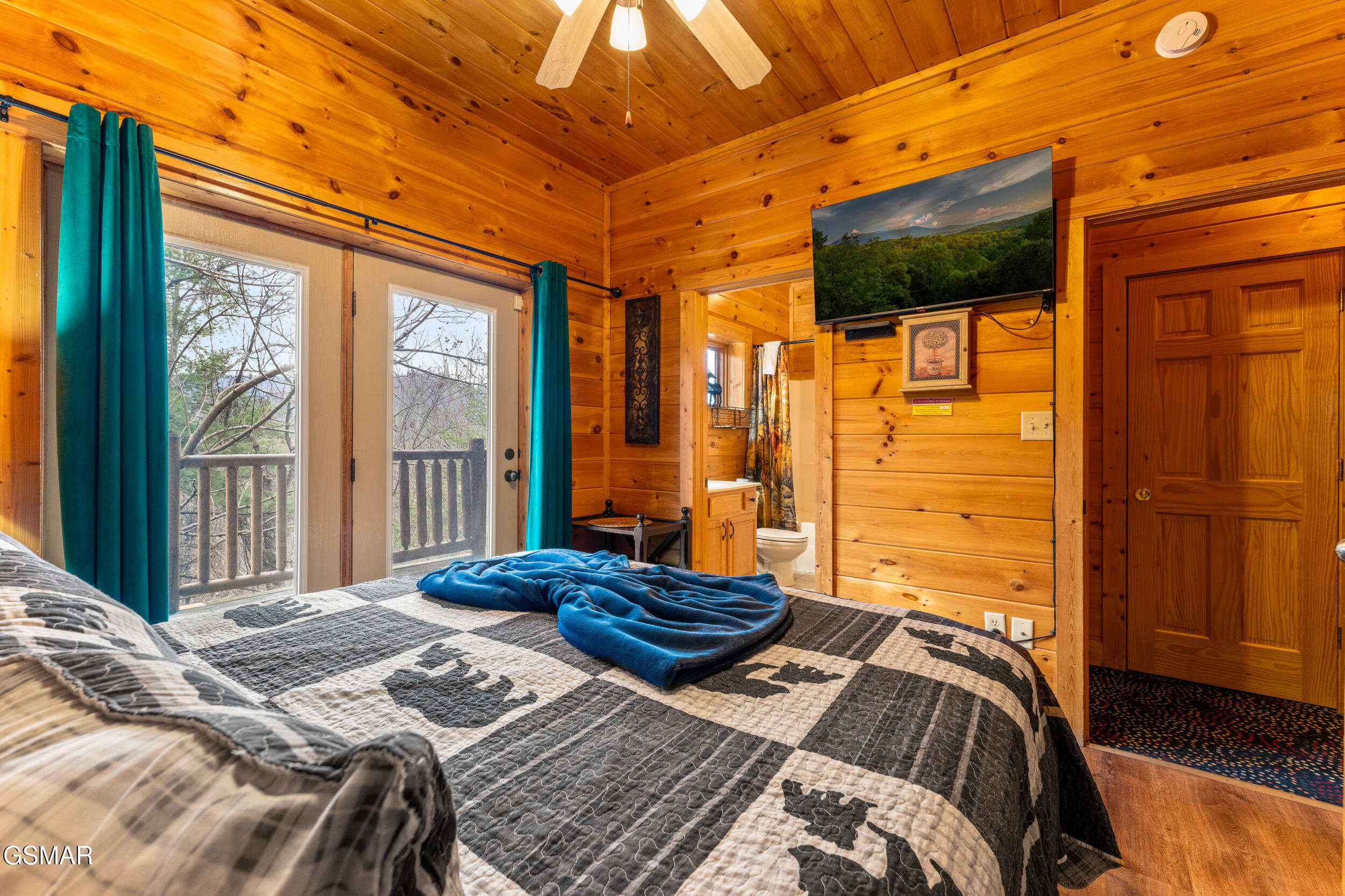2214 Quiet Valley Way Sevierville TN 37862
