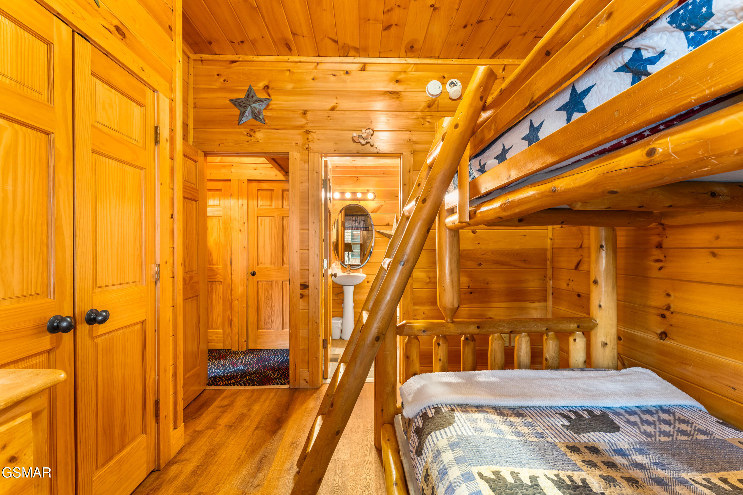 2214 Quiet Valley Way Sevierville TN 37862