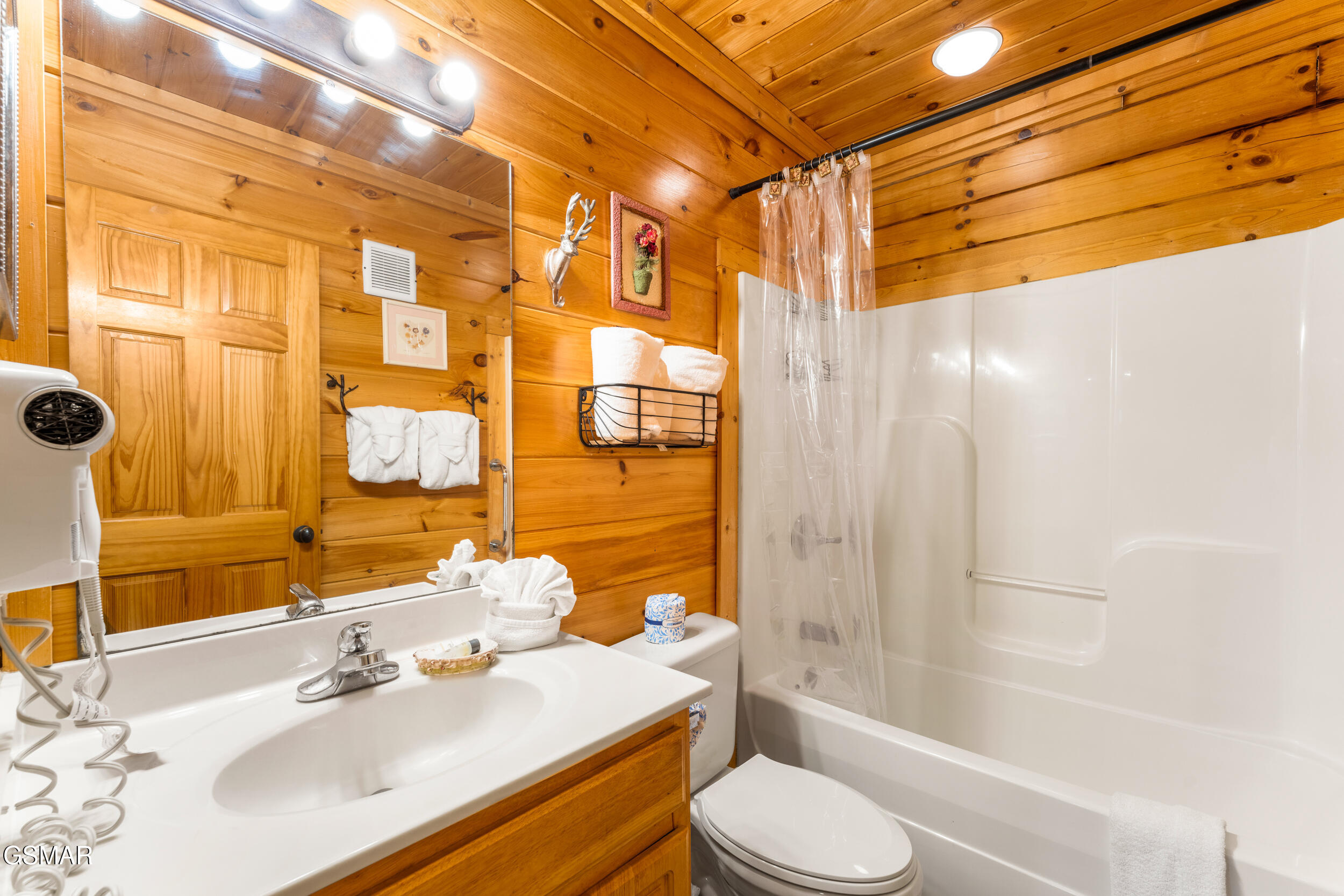 2214 Quiet Valley Way Sevierville TN 37862