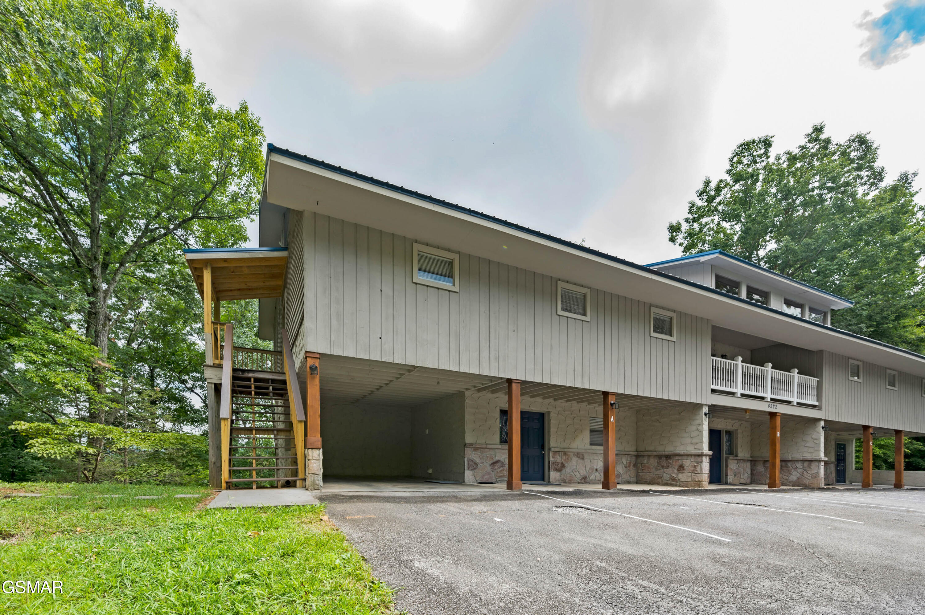 4222 Dollys Drive Sevierville TN 37876