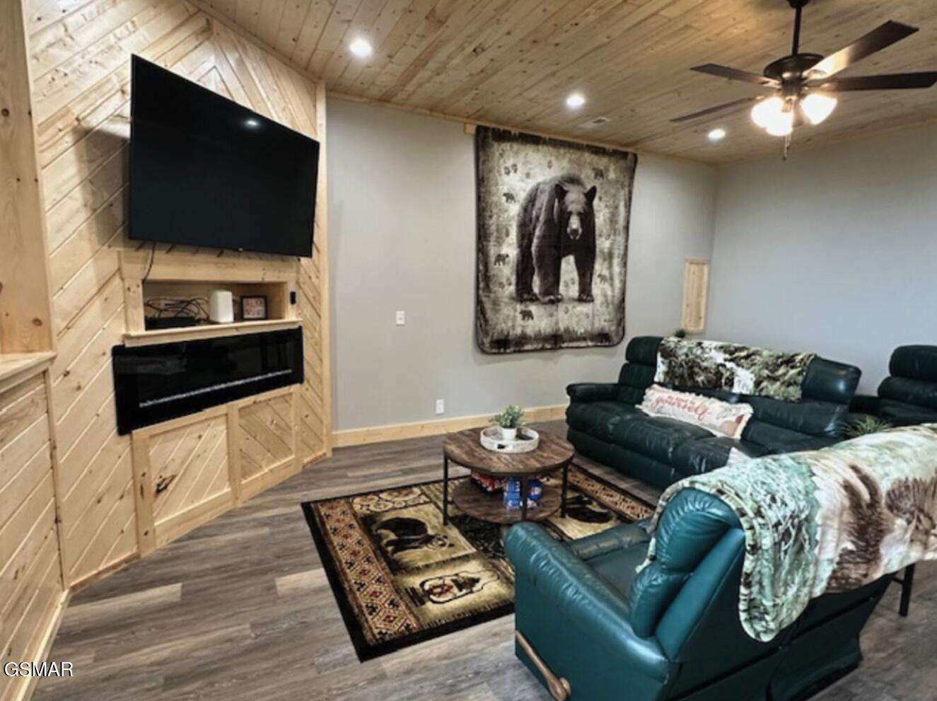 4222 Dollys Drive Sevierville TN 37876