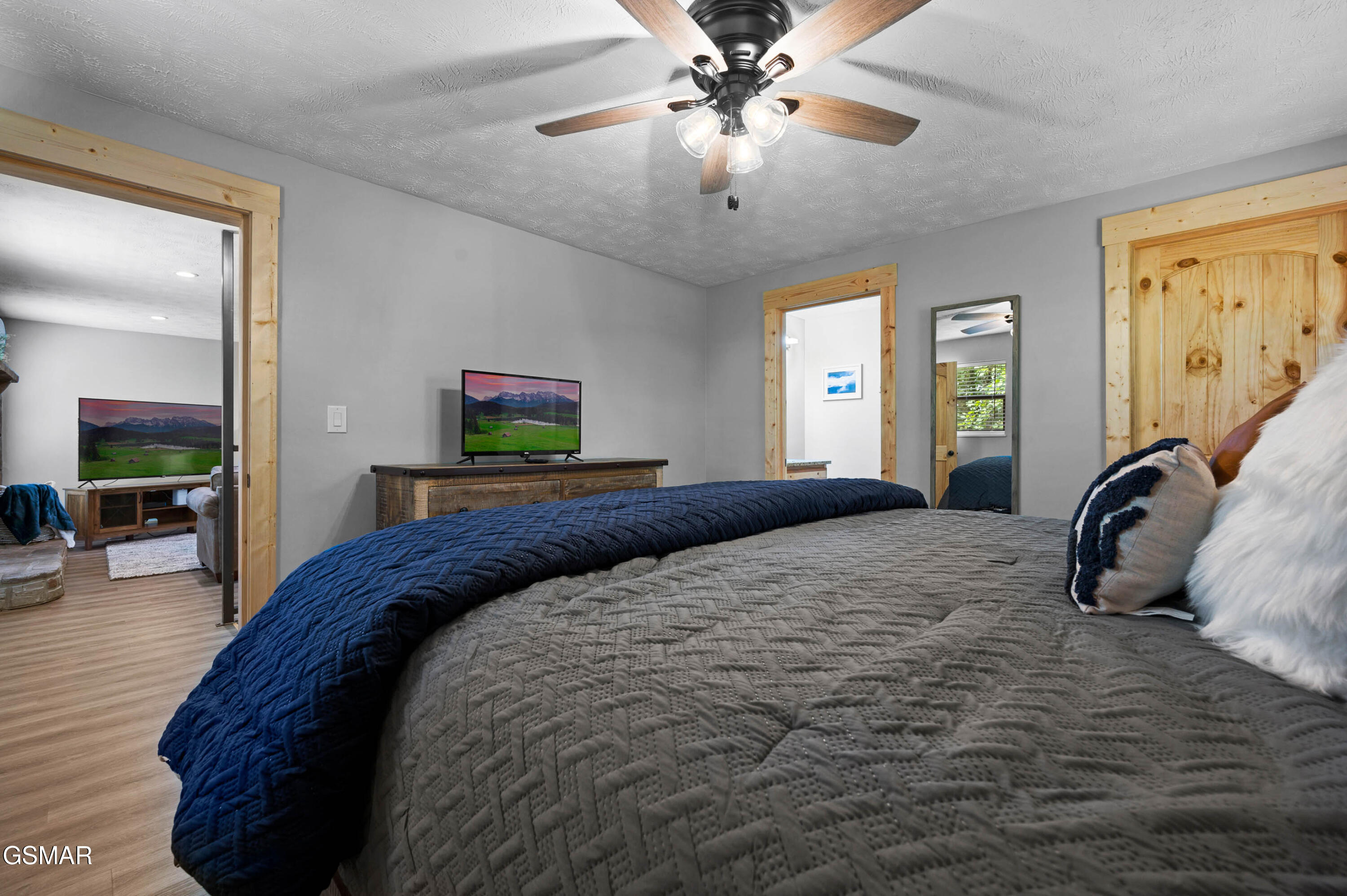 4222 Dollys Drive Sevierville TN 37876