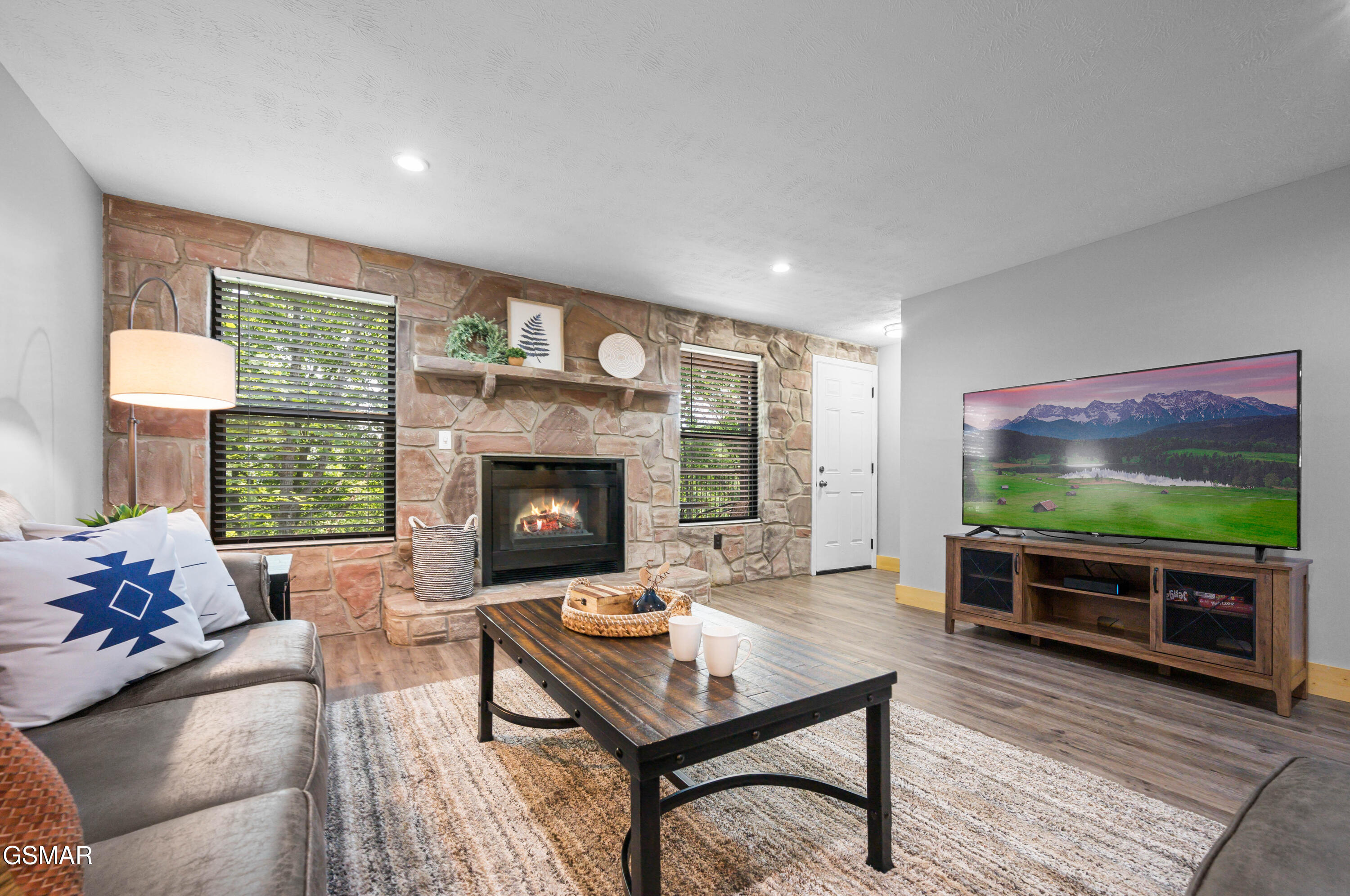 4222 Dollys Drive Sevierville TN 37876