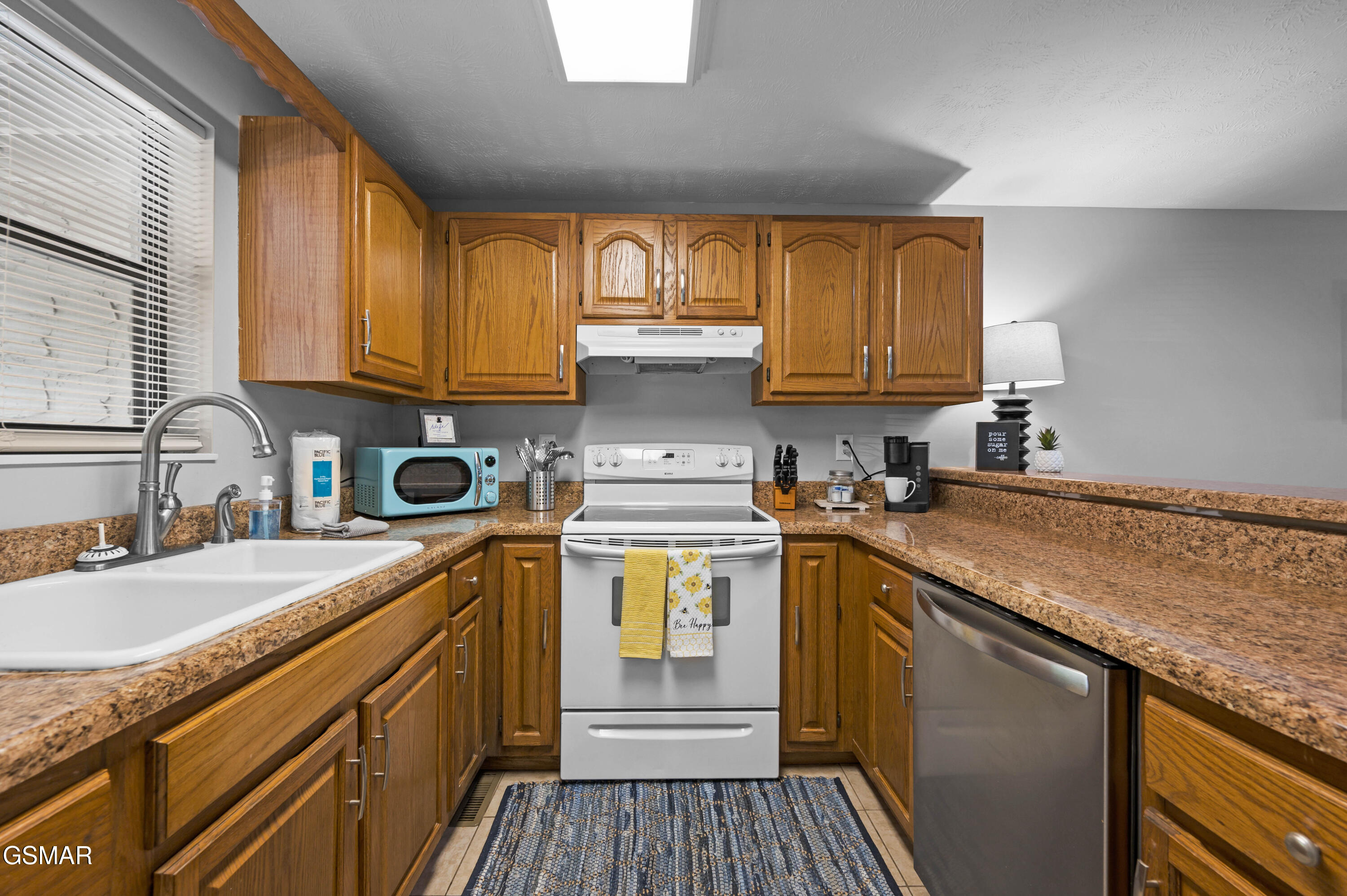 4222 Dollys Drive Sevierville TN 37876