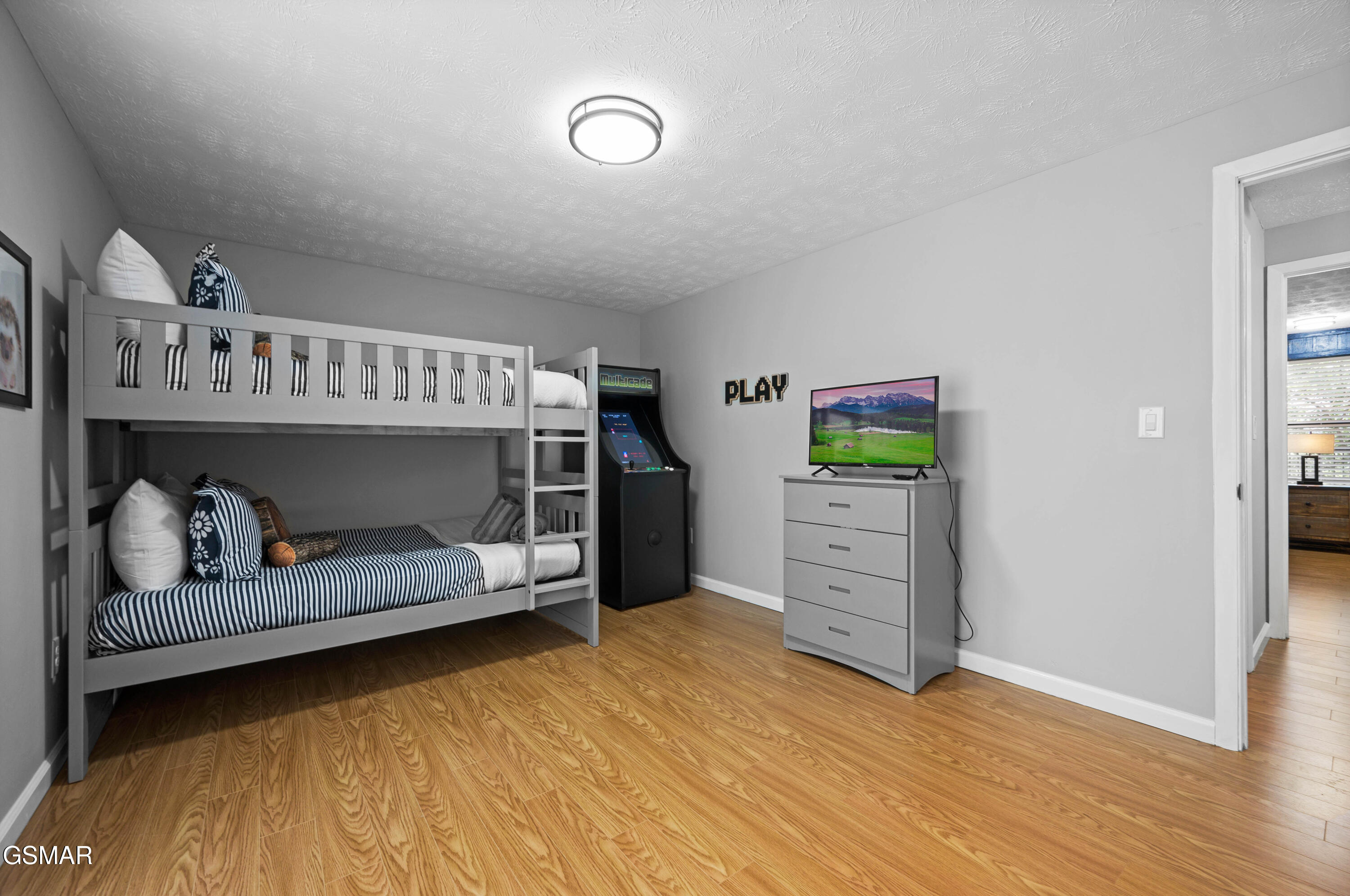 4222 Dollys Drive Sevierville TN 37876