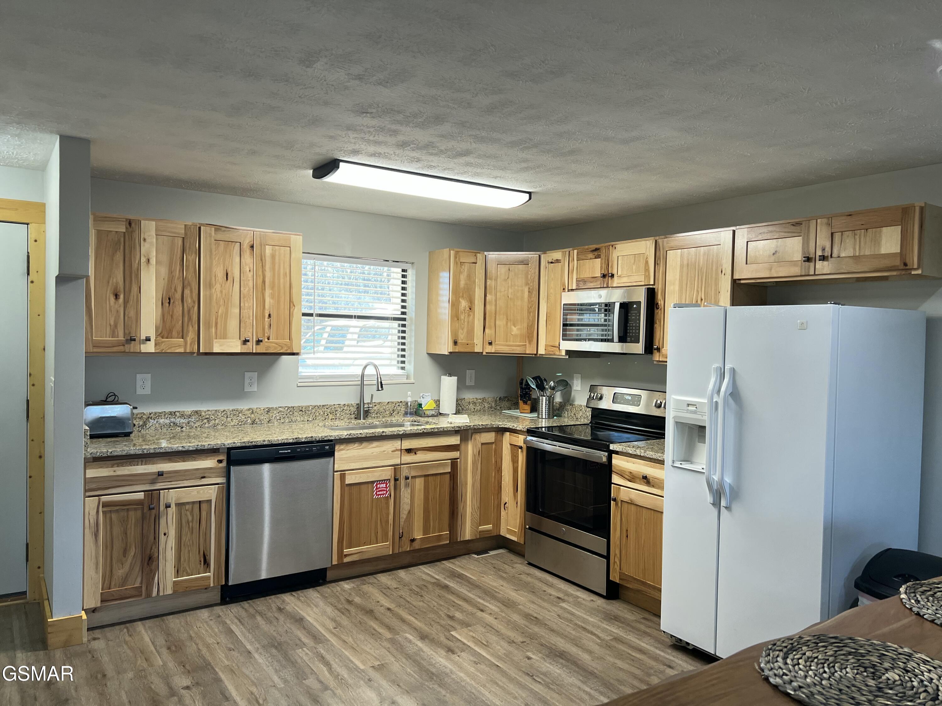 4222 Dollys Drive Sevierville TN 37876