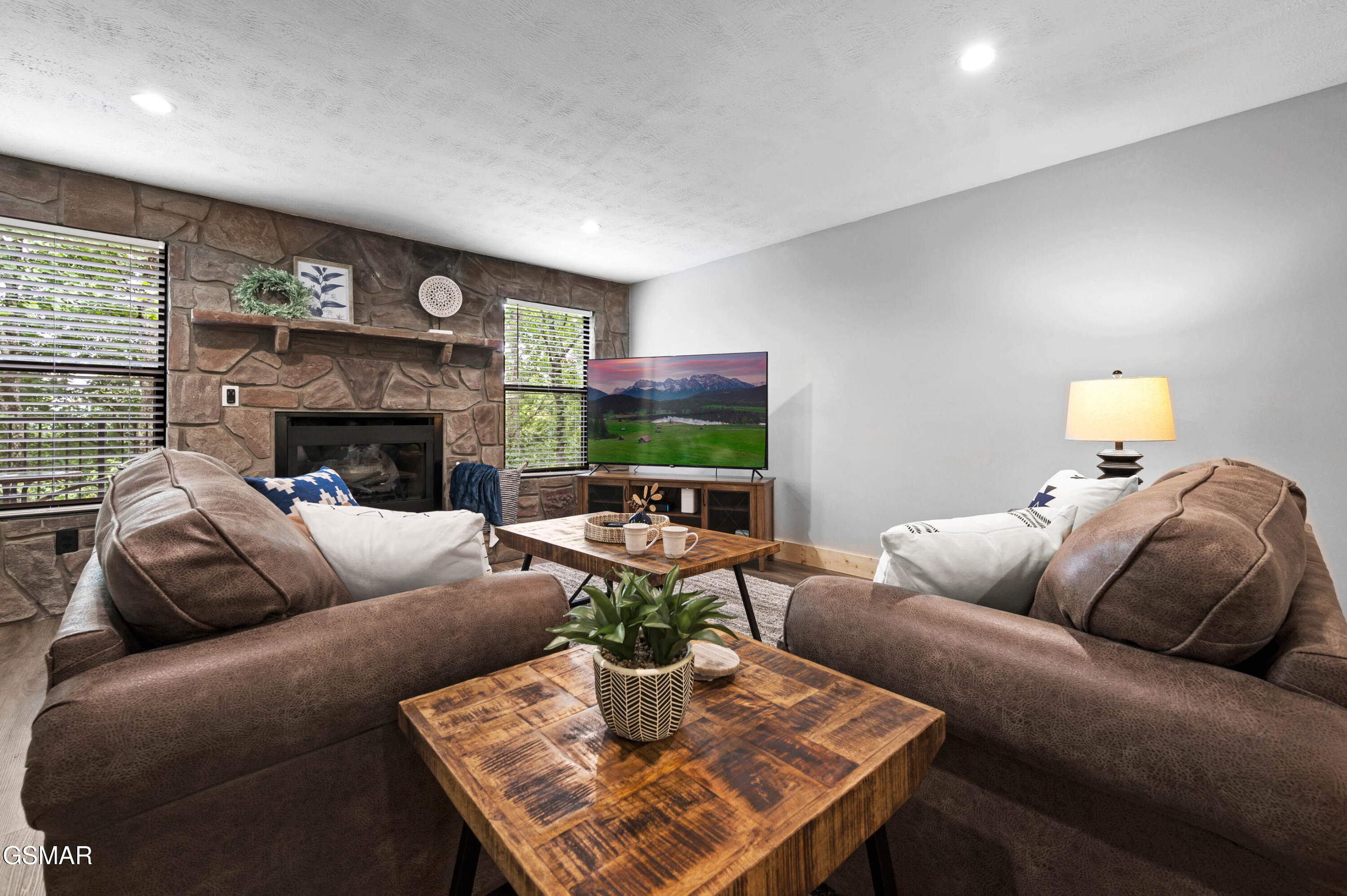 4222 Dollys Drive Sevierville TN 37876