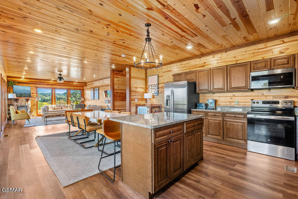 764 Bethlehem Way Sevierville TN 37876