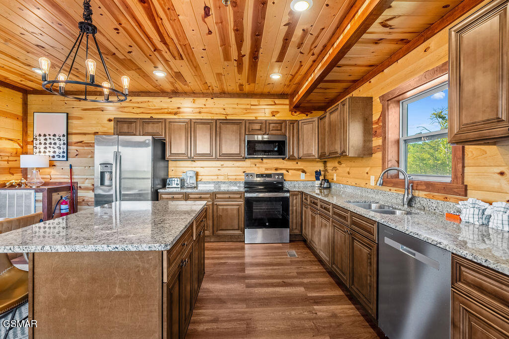 764 Bethlehem Way Sevierville TN 37876