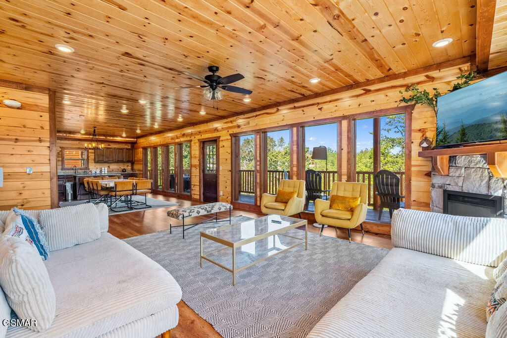 764 Bethlehem Way Sevierville TN 37876