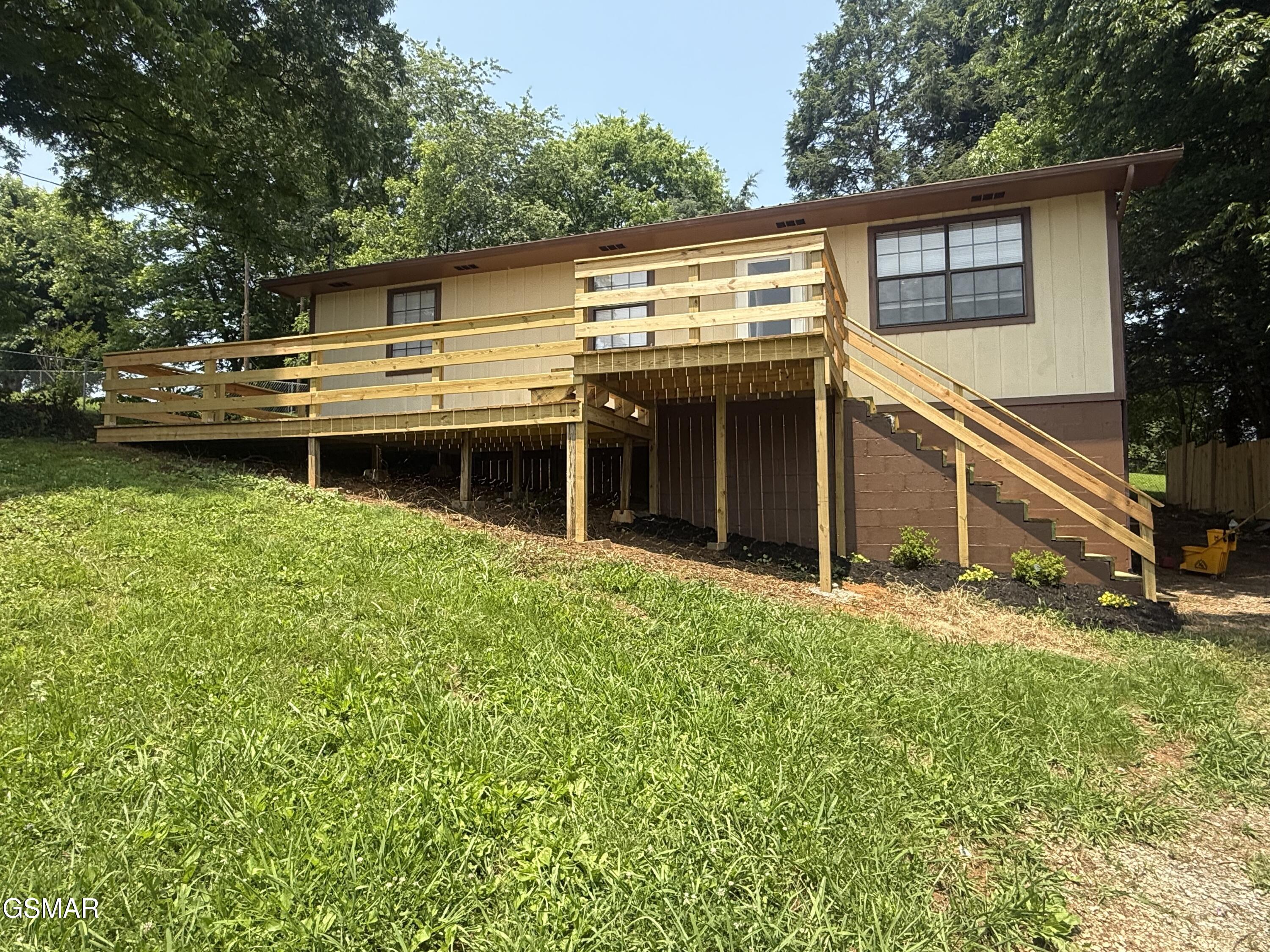 525 Freeman Avenue Newport TN 37821