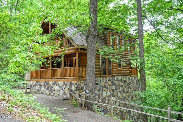 1428 Indian Court Sevierville TN 37876