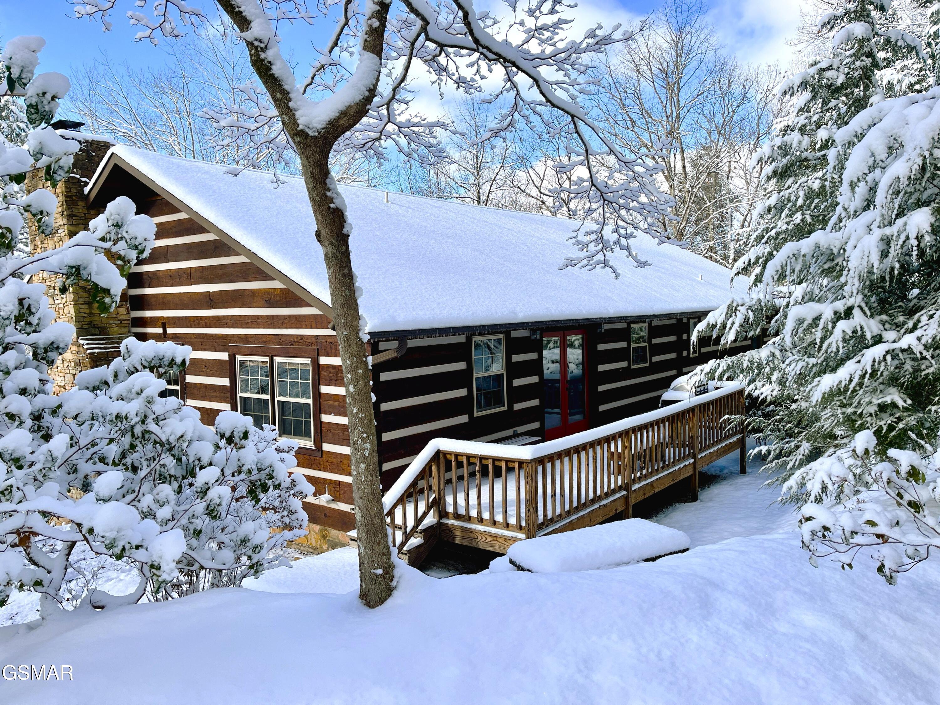 615 N Ownby Drive Gatlinburg TN 37738