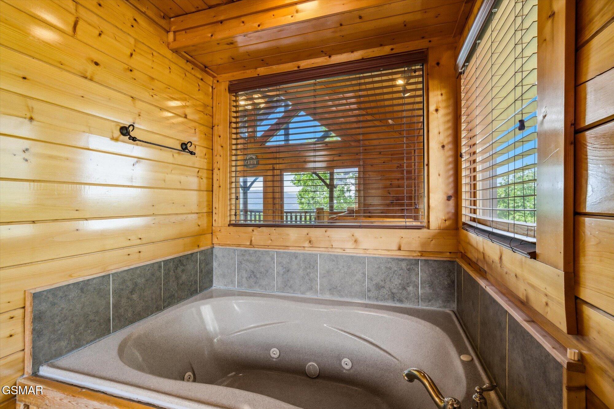 2809 White Oak Ridge Lane Sevierville TN 37862