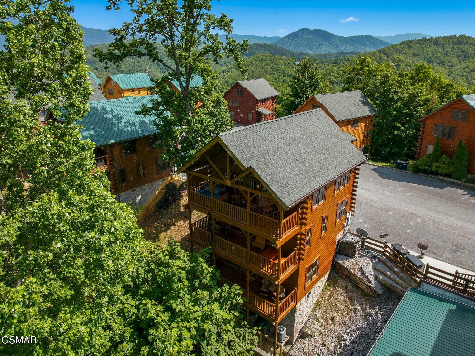2809 White Oak Ridge Lane Sevierville TN 37862