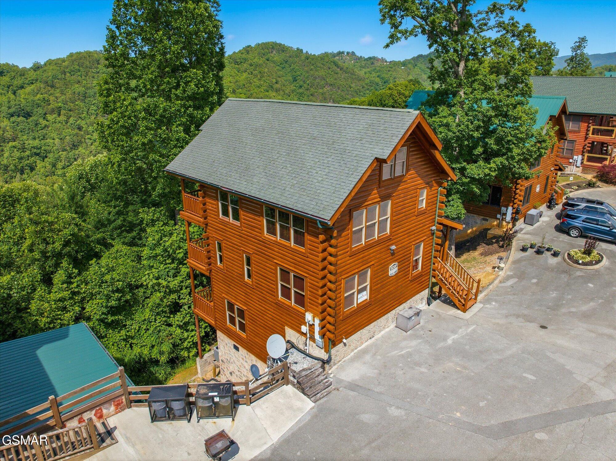 2809 White Oak Ridge Lane Sevierville TN 37862