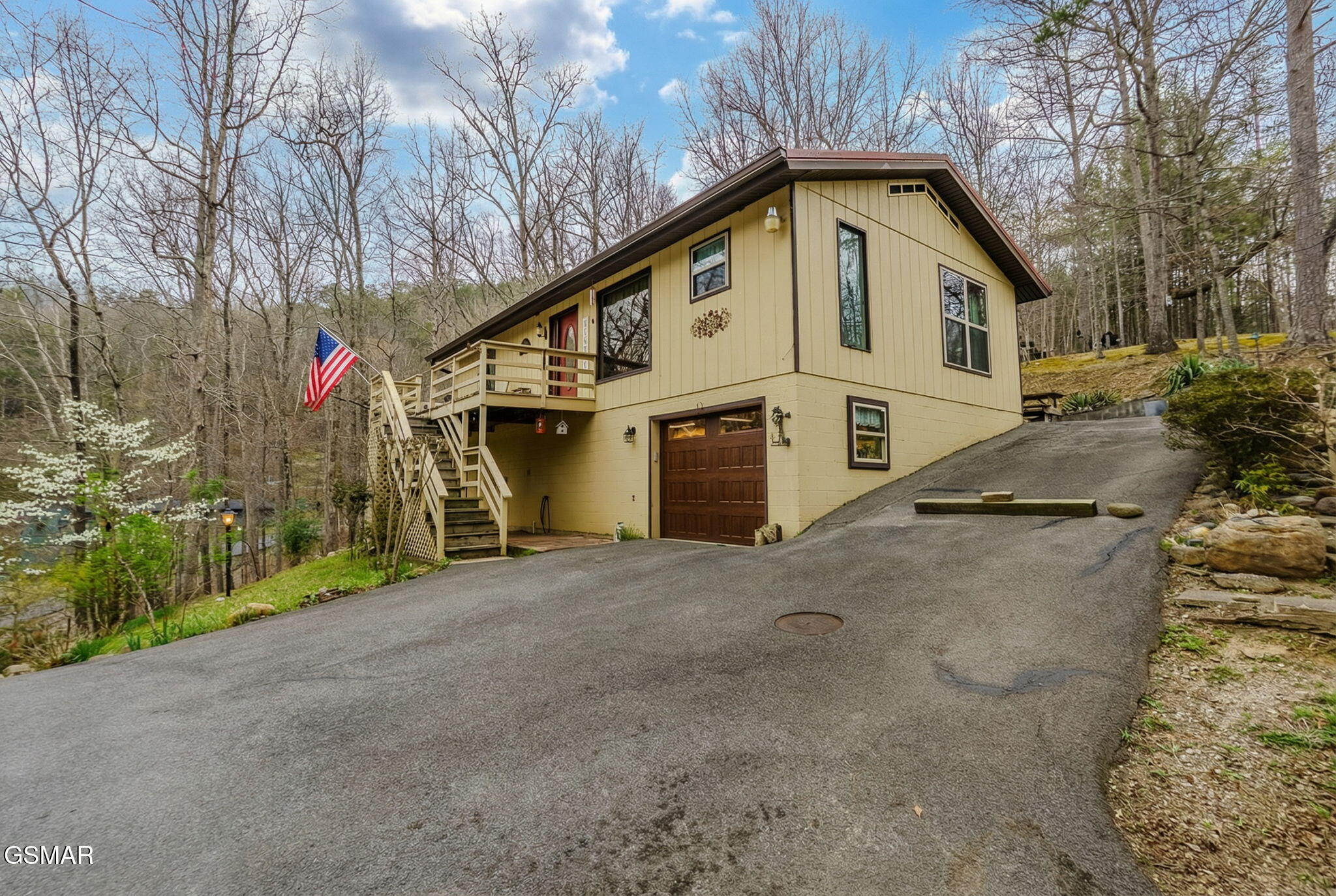 2931 Mountain Boulevard Sevierville TN 37876