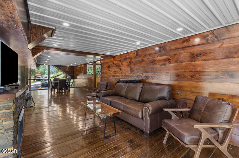 2095 E Highway 25 70 Newport TN 37821